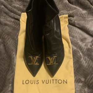 Louis Vuitton black leather heel boots size 36